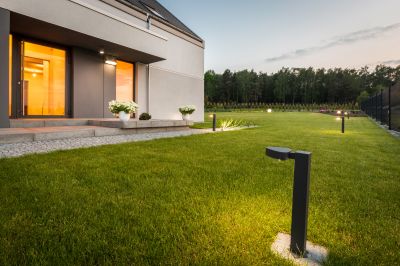 Walkway and Decorative Outdoor Lighting